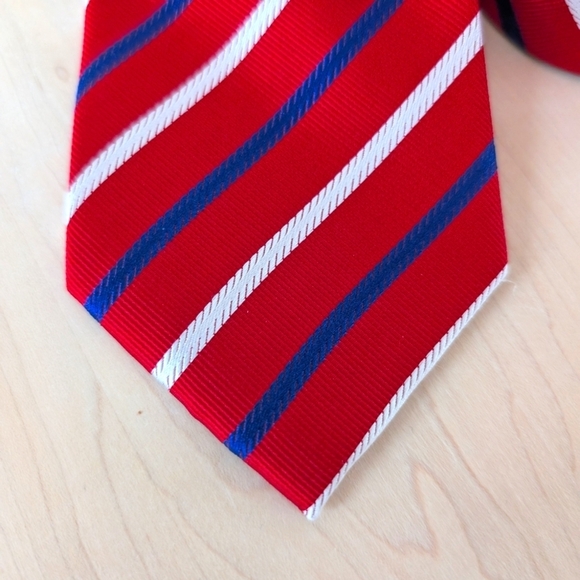 TIE RACK Elegant Red Striped Tie - Picture 4 of 6